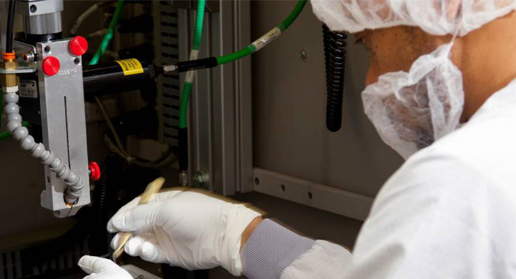 How To Avoid Compliance & Timeline Risks When Selecting A Medical Device Supplier